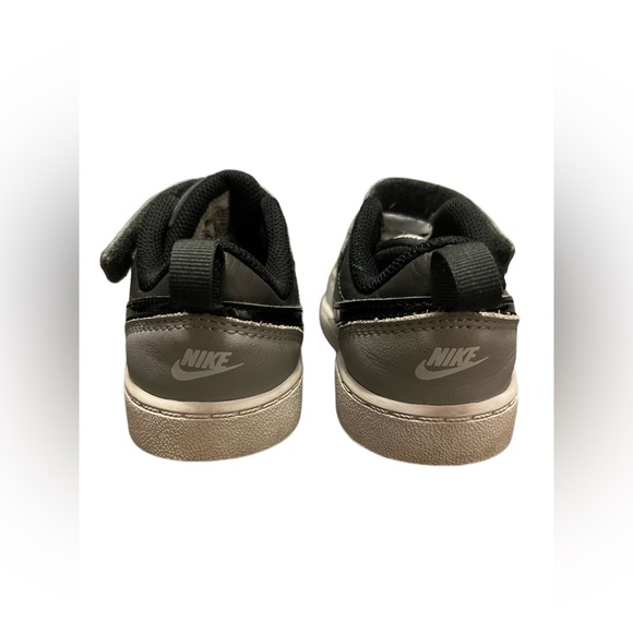 Nike baby/toddler shoes - Picture 4 of 10